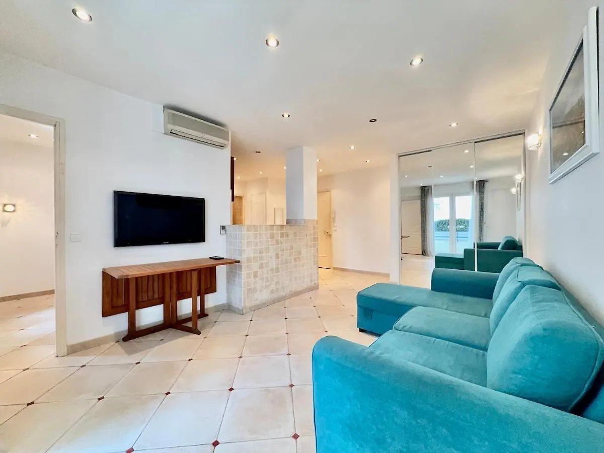 Vue Mer & Plage A 50M - T3 Cosy Hypercentre Antibes