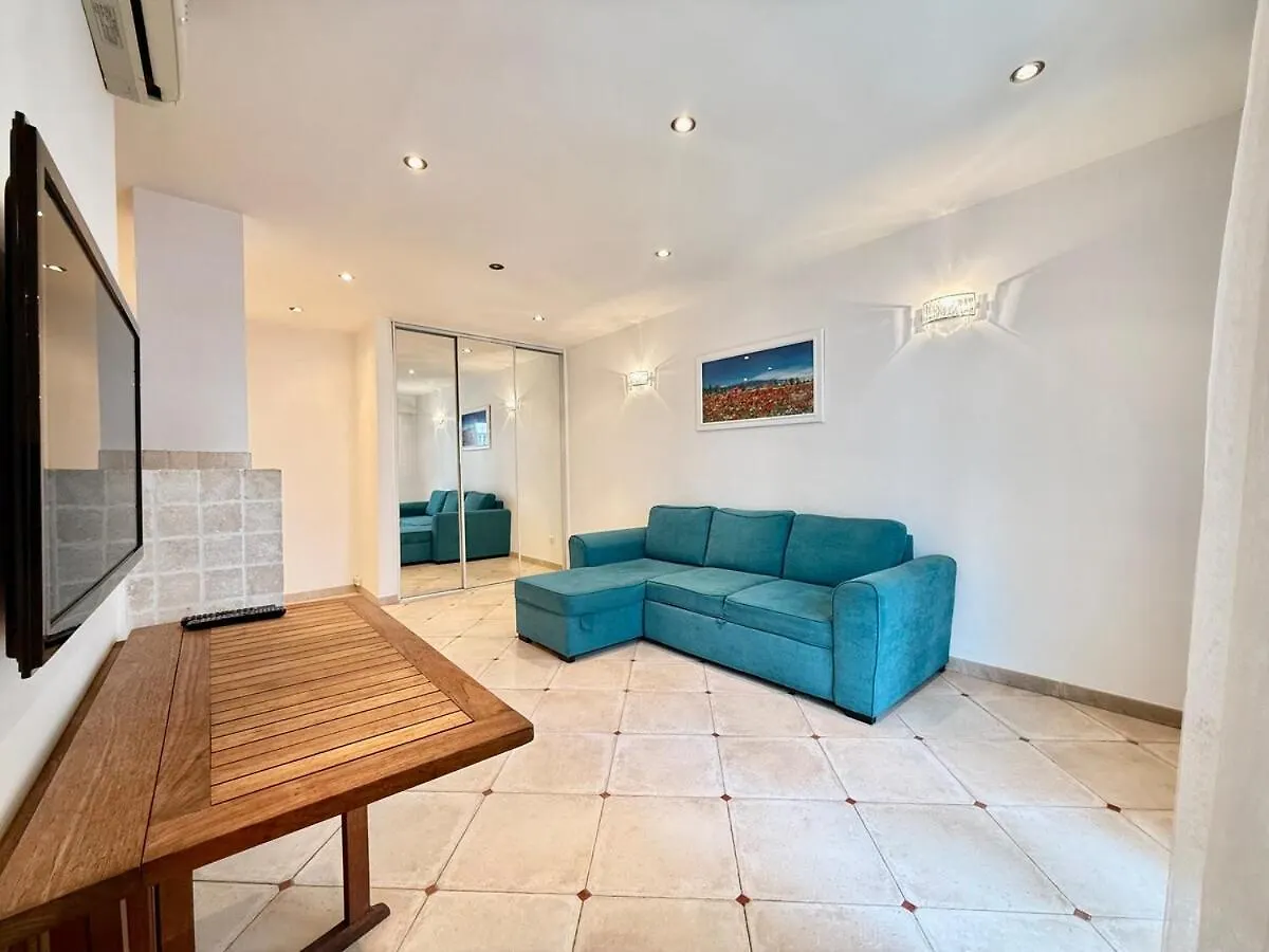 Apartment Vue Mer & Plage A 50M - T3 Cosy Hypercentre Antibes